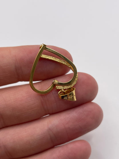 9ct gold heart pendant