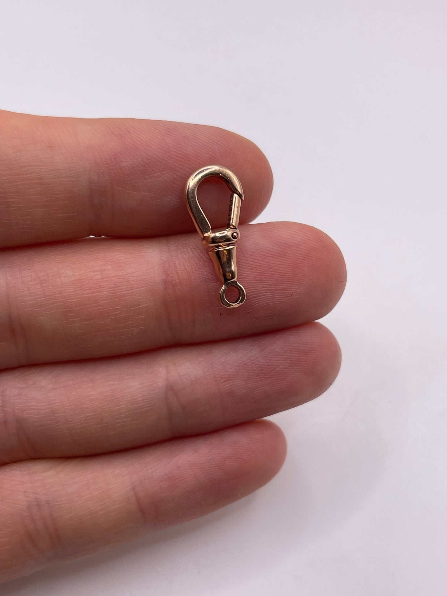 9ct rose gold dog clip 10