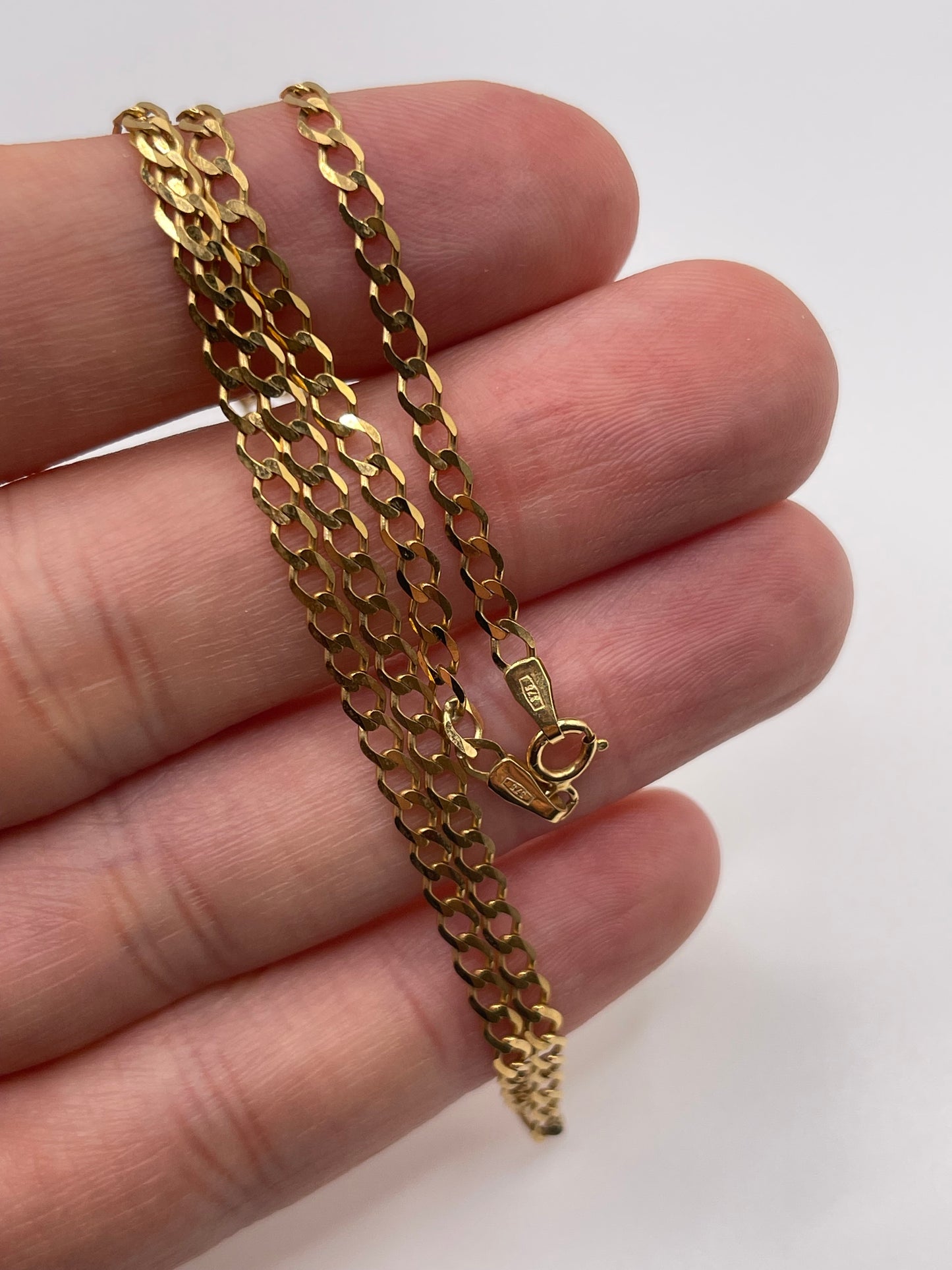 9ct gold chain 151