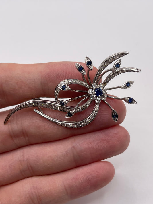 18ct gold sapphire and diamond brooch