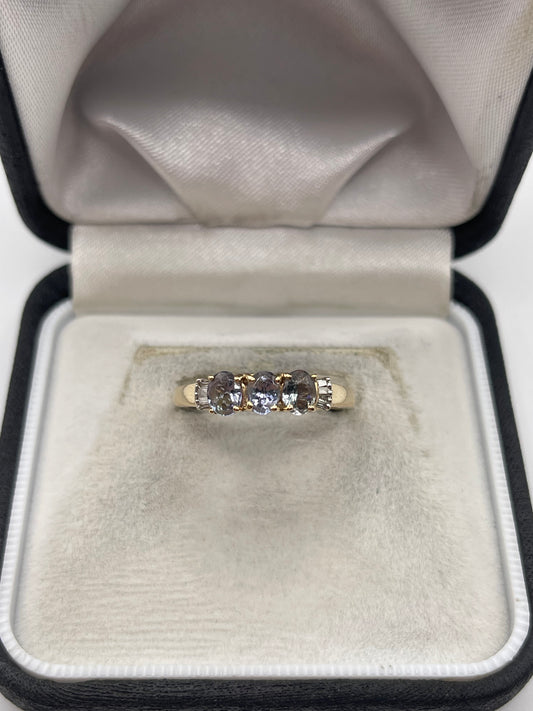 9ct gold tanzanite and diamond ring