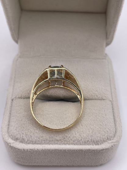 9ct gold aquamarine and diamond ring