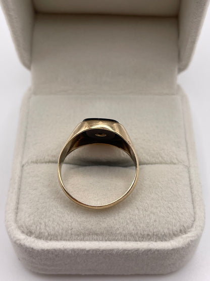 9ct gold onyx and diamond signet ring
