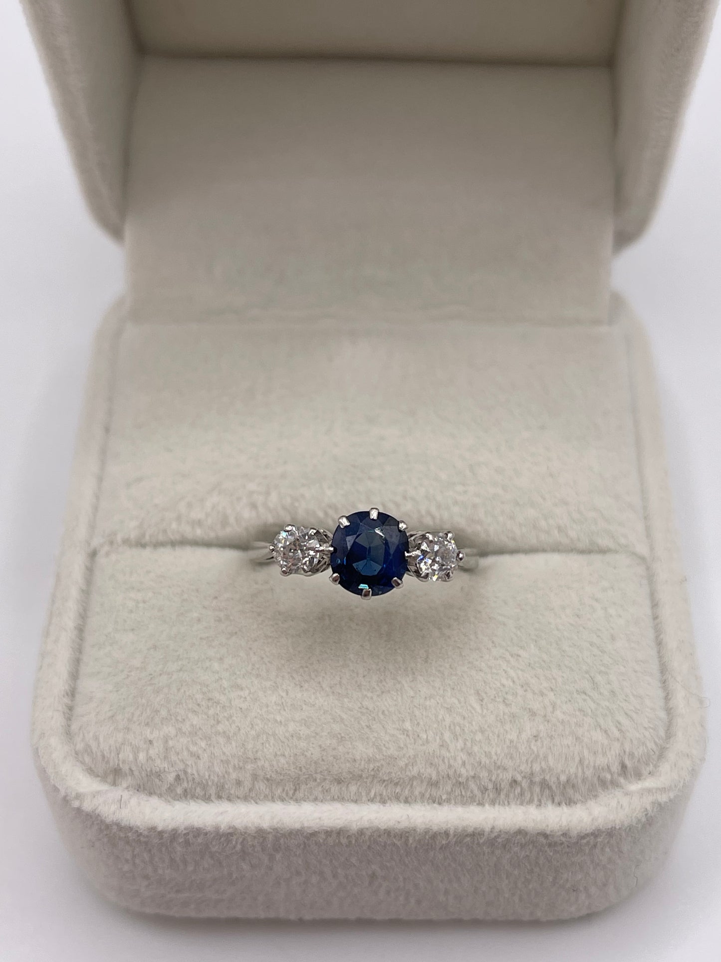 Platinum sapphire and diamond ring