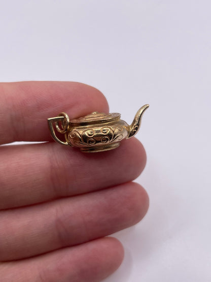 9ct gold teapot charm