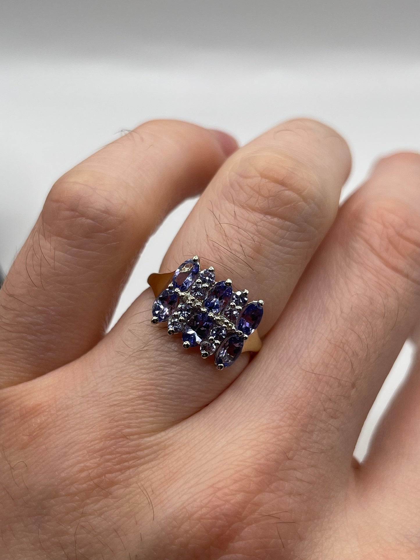 9ct gold tanzanite cluster ring