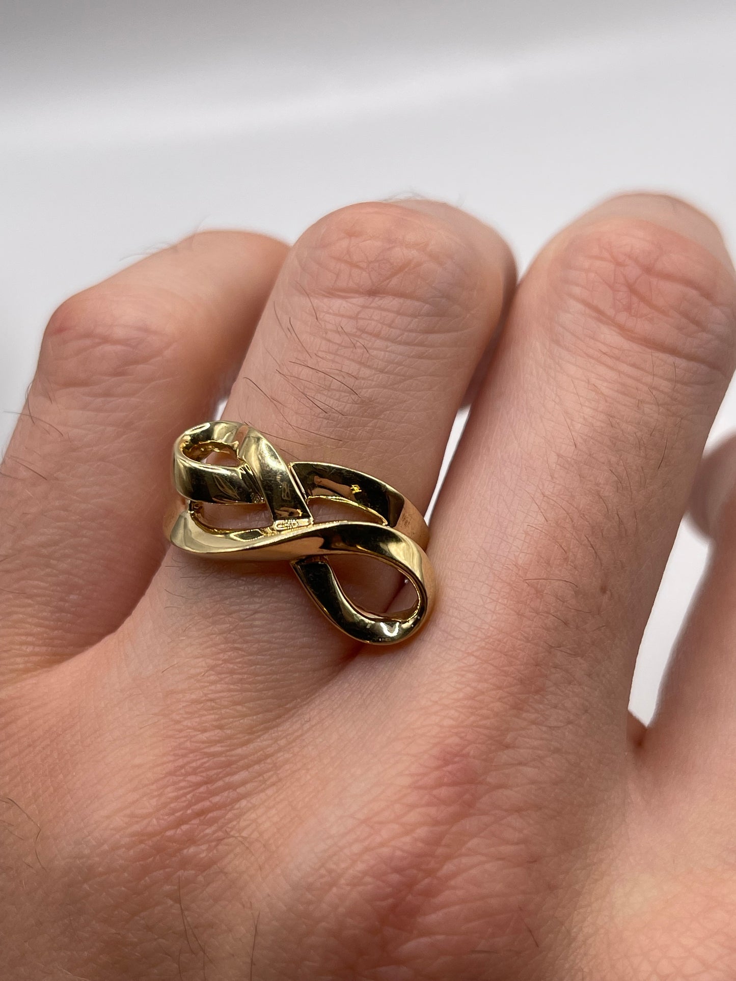 9ct gold ring