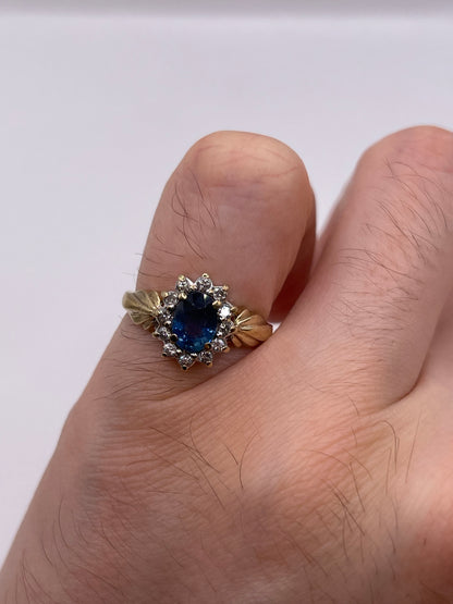 9ct gold sapphire and diamond ring