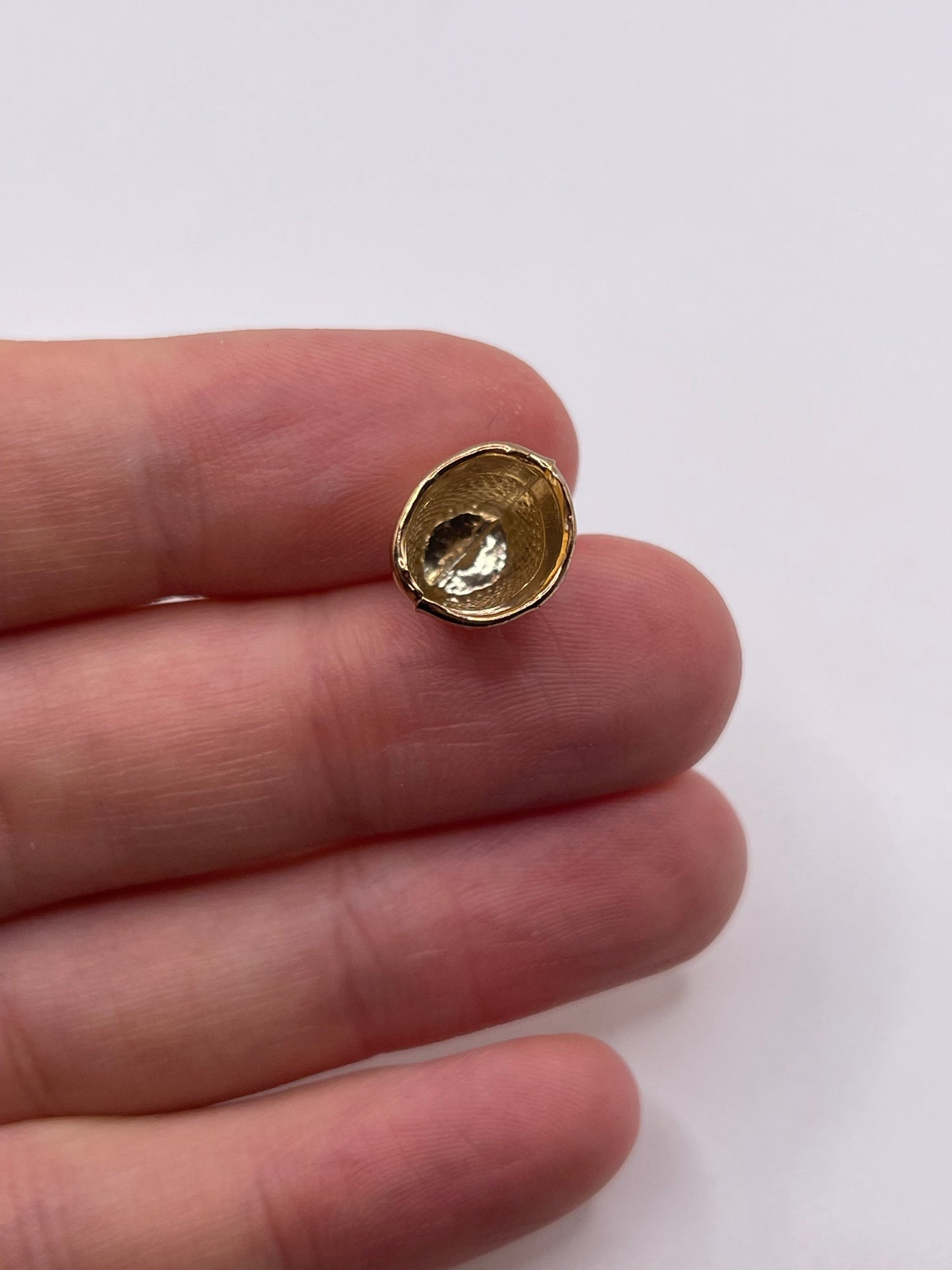 9ct gold thimble charm