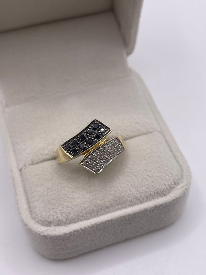 9ct gold diamond cluster ring