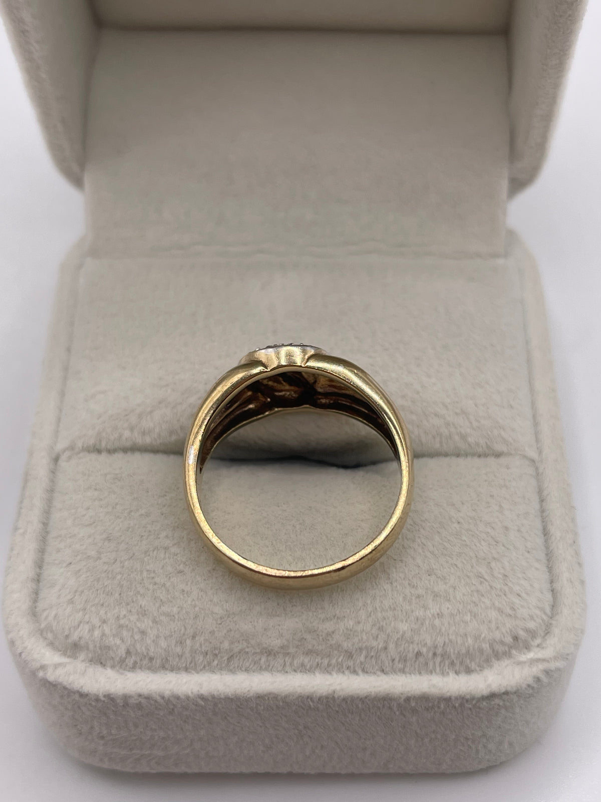 9ct gold diamond cluster ring