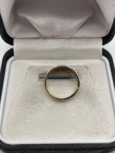 Load image into Gallery viewer, 9ct tri gold ring
