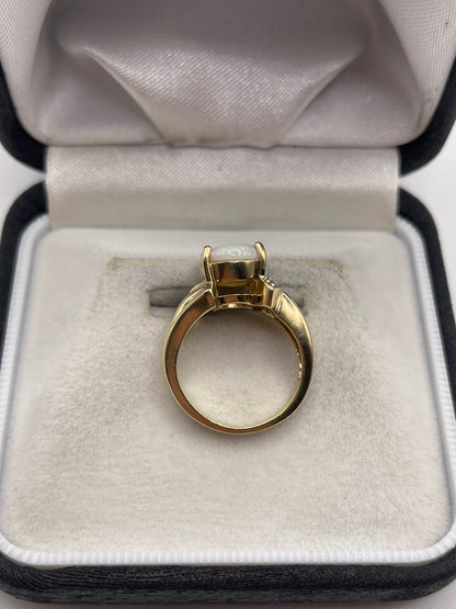 9ct gold opal and diamond ring