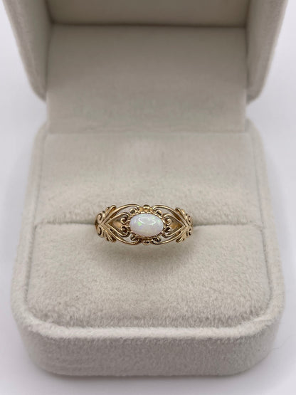 9ct gold opal ring