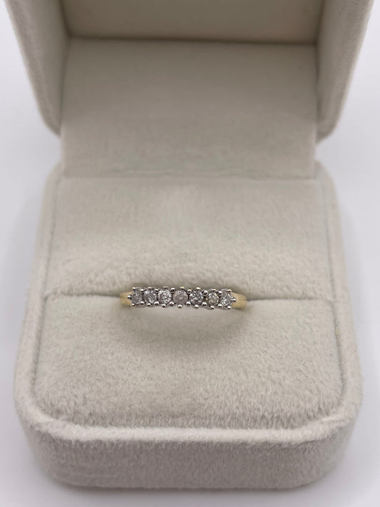 9ct gold 35 point diamond ring