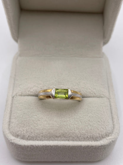 14ct two tone gold peridot ring