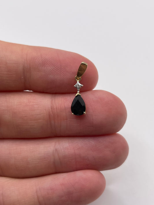 9ct gold sapphire and diamond pendant