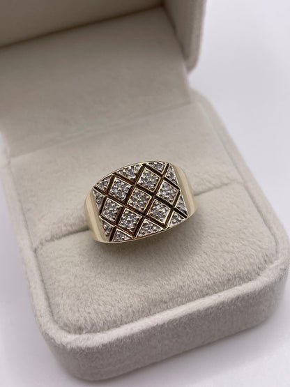 9ct gold diamond cluster ring
