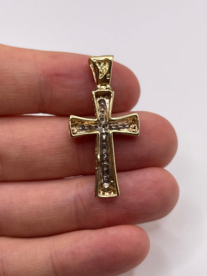 9ct gold diamond cross pendant