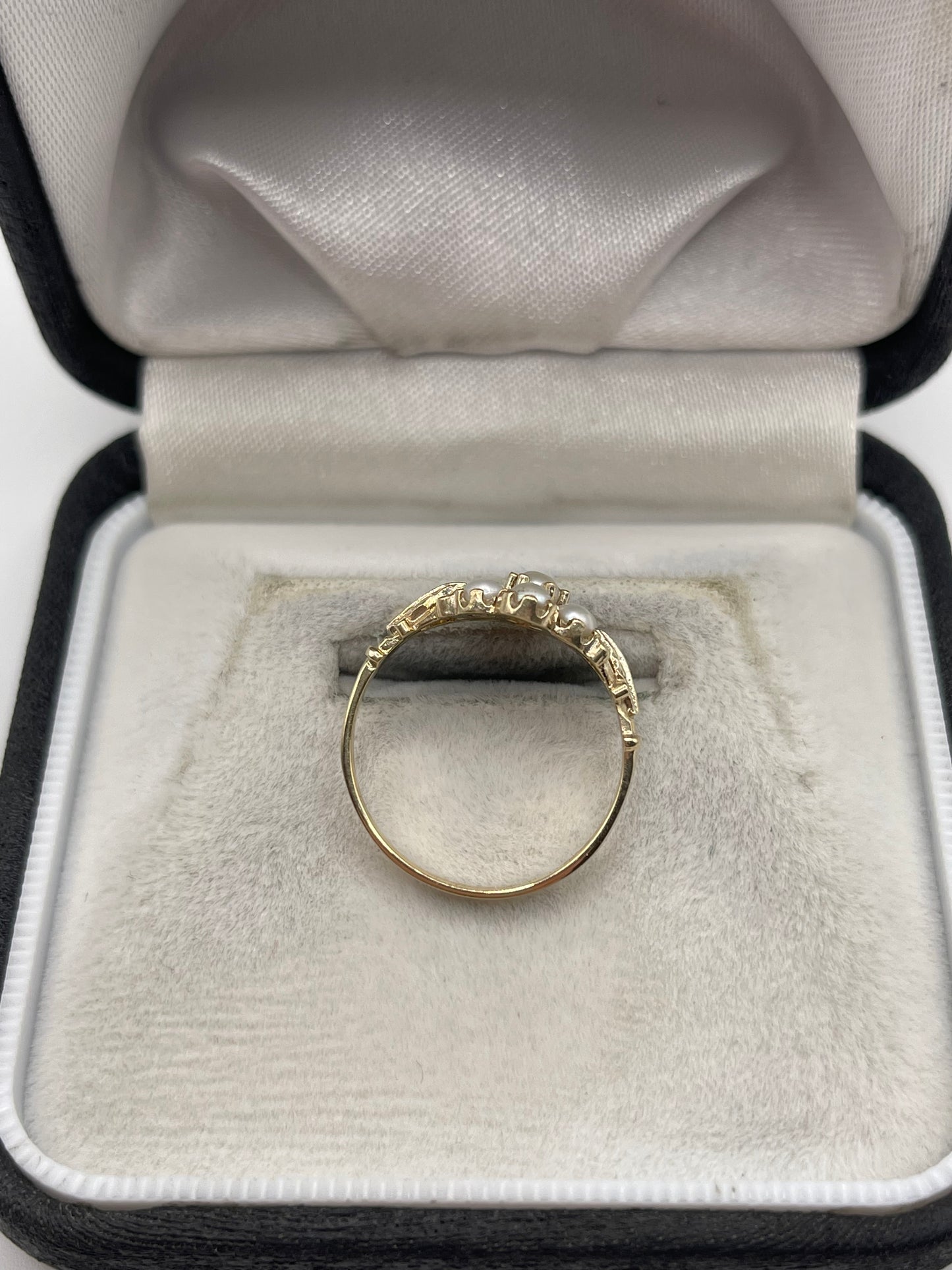 9ct gold pearl cluster ring