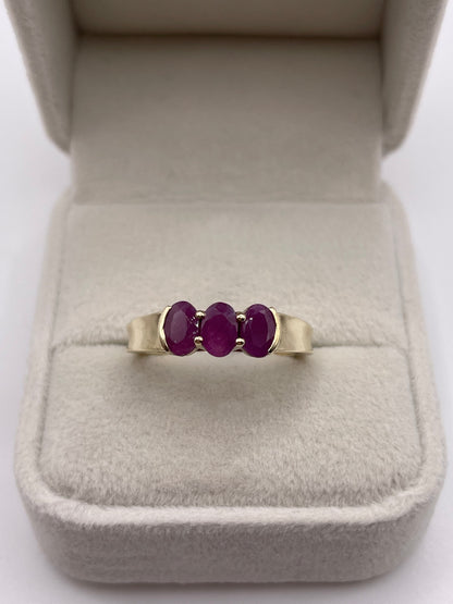 9ct gold ruby ring