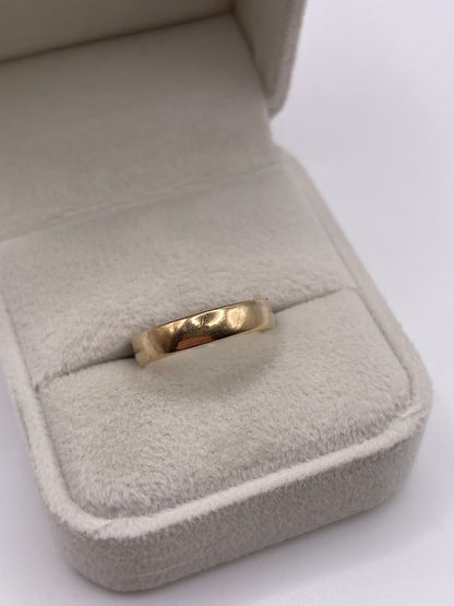 9ct gold band