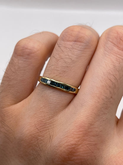 9ct gold blue diamond ring