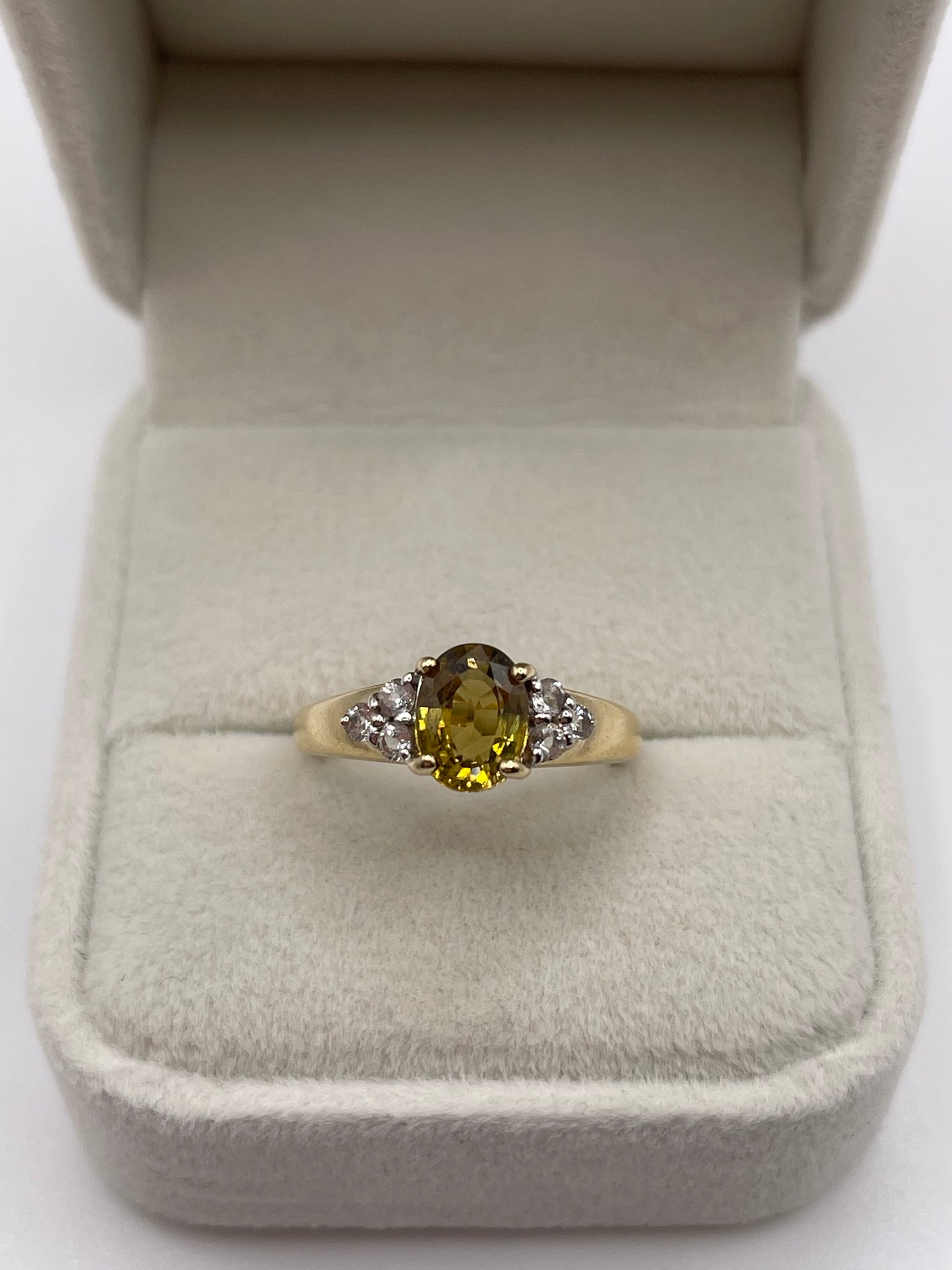 9ct gold quartz and zircon ring