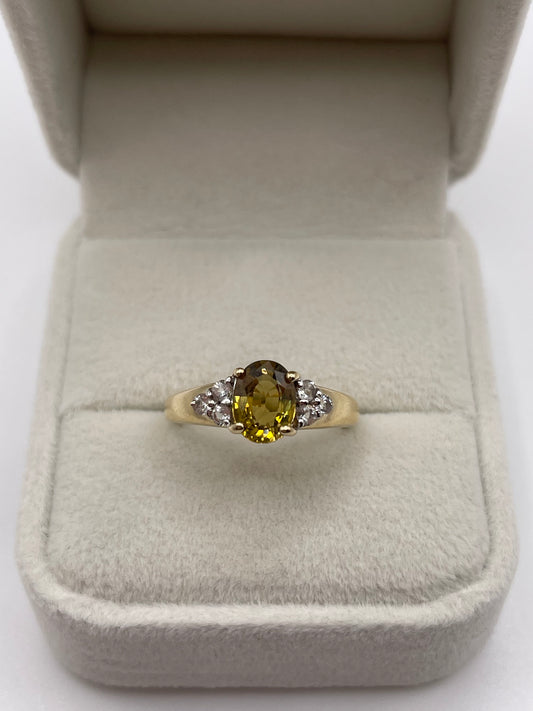 9ct gold quartz and zircon ring