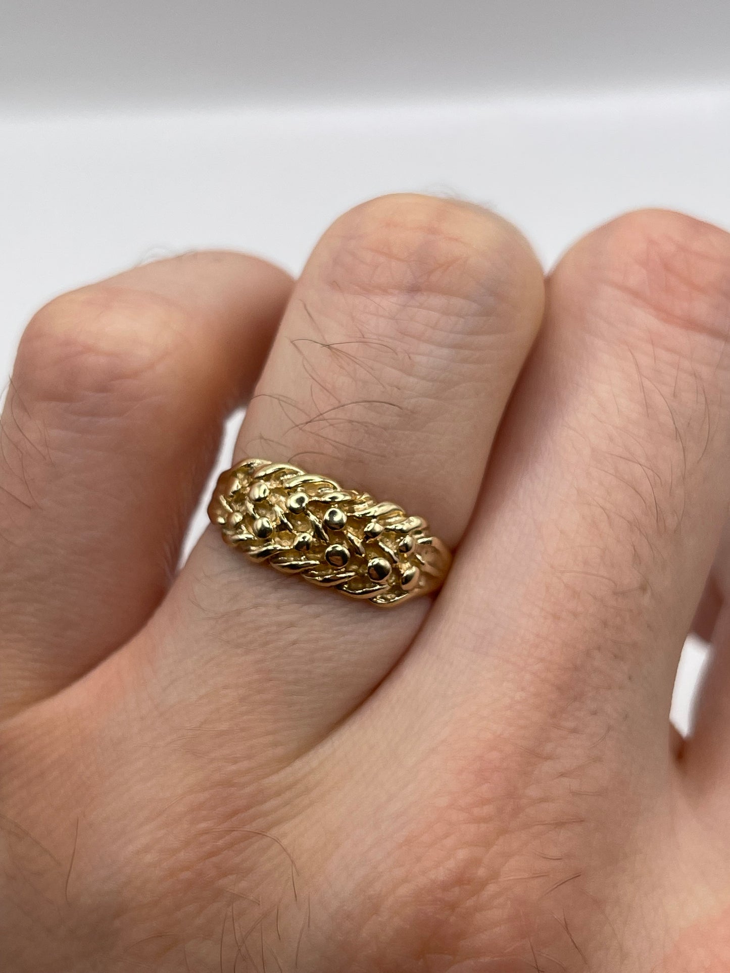 9ct gold keepers ring