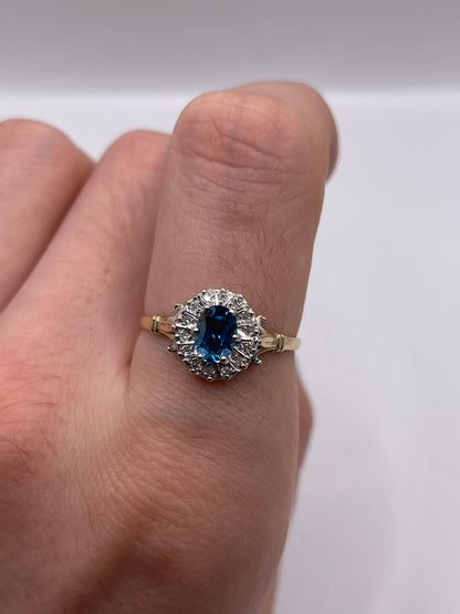 9ct gold topaz and diamond ring