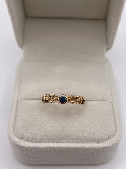 9ct gold sapphire ring