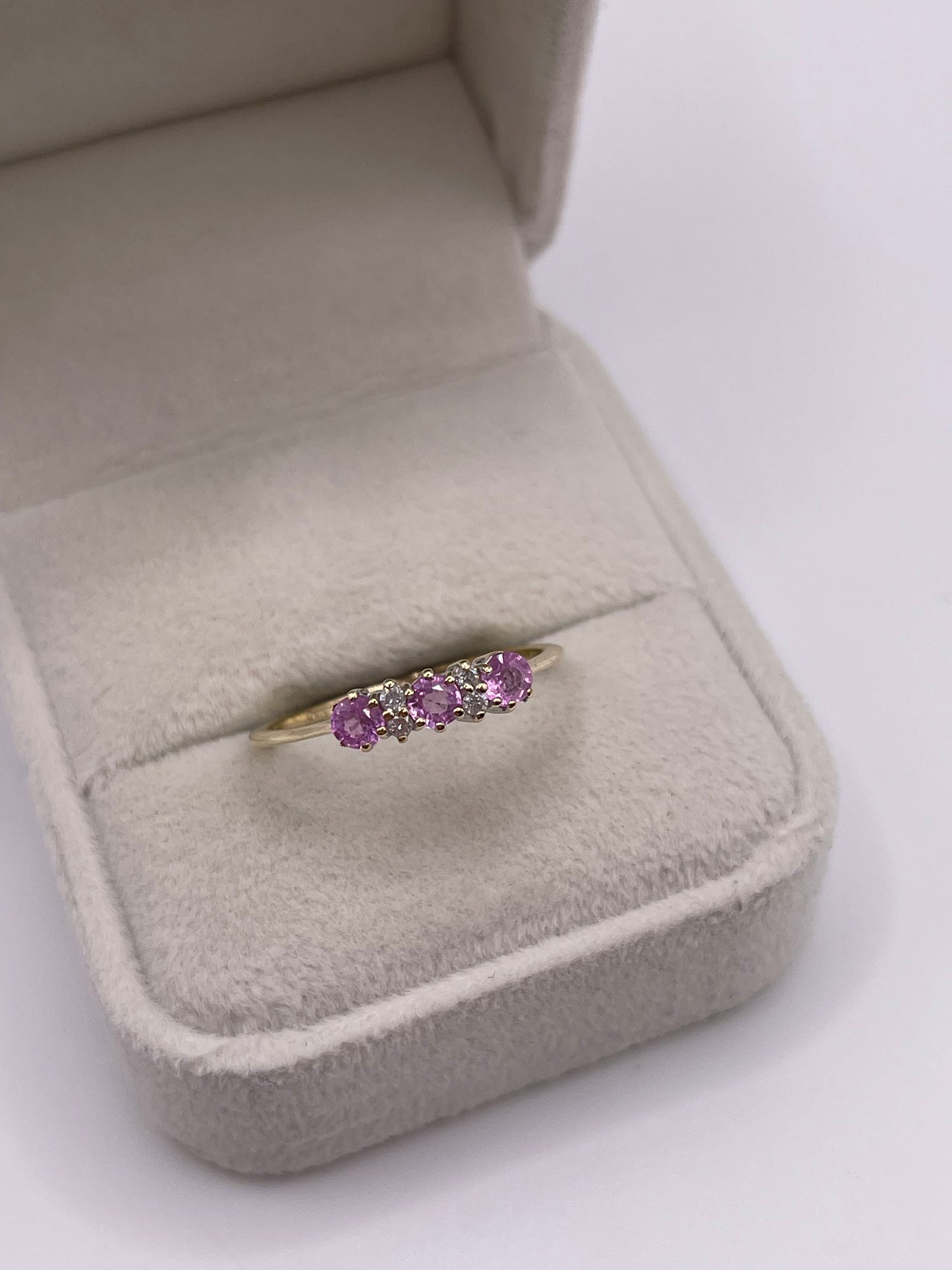9ct gold pink sapphire and diamond ring