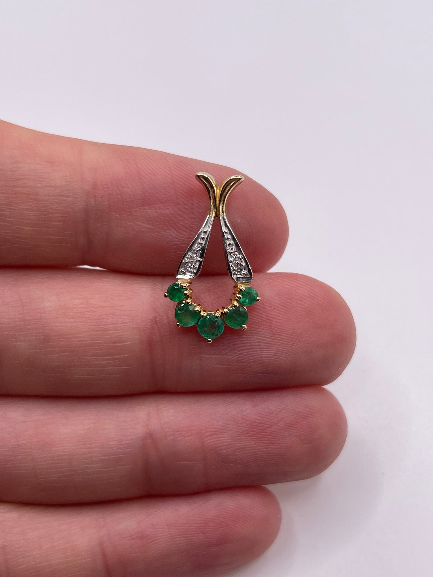 9ct gold emerald and diamond pendant
