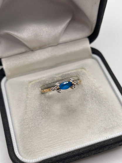 9ct gold blue apatite and zircon ring