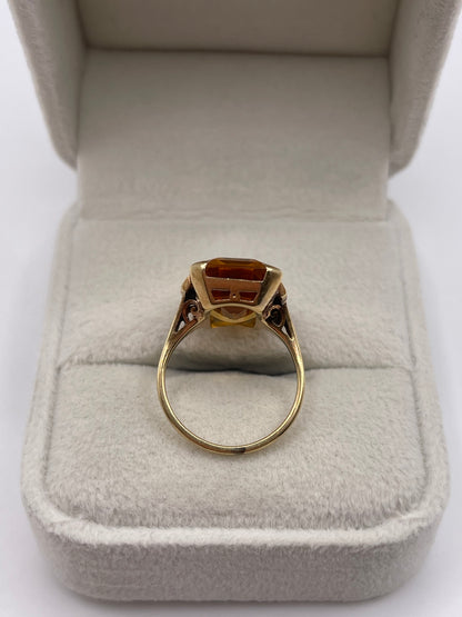 14ct gold citrine ring