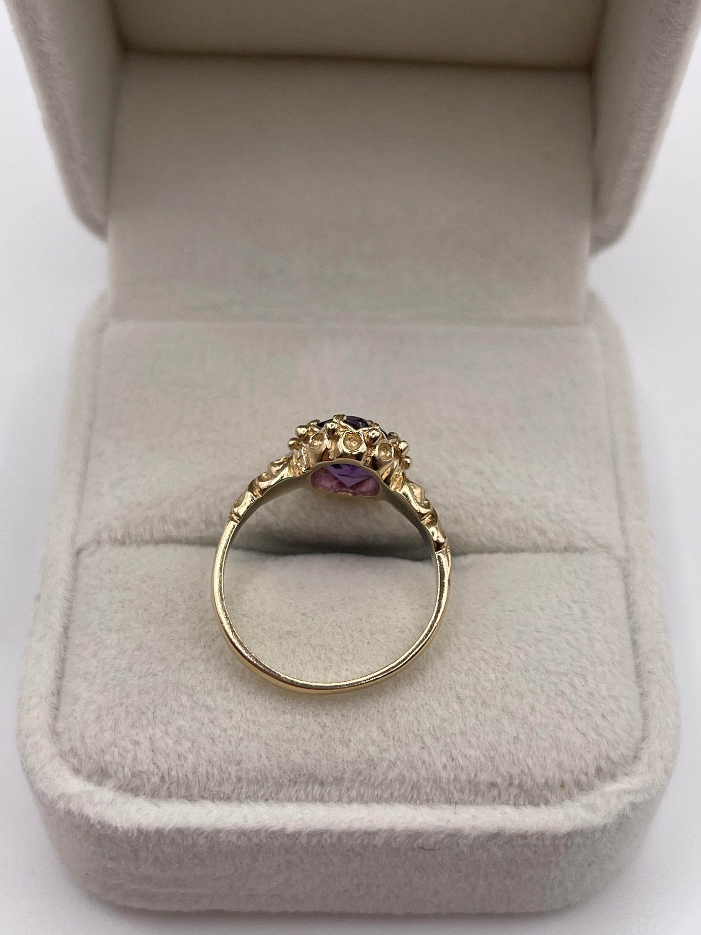 9ct gold amethyst ring