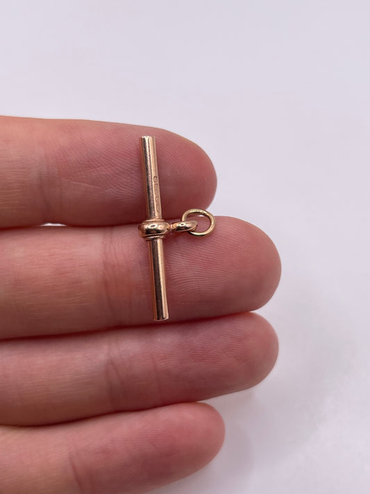 9ct rose gold t bar pendant
