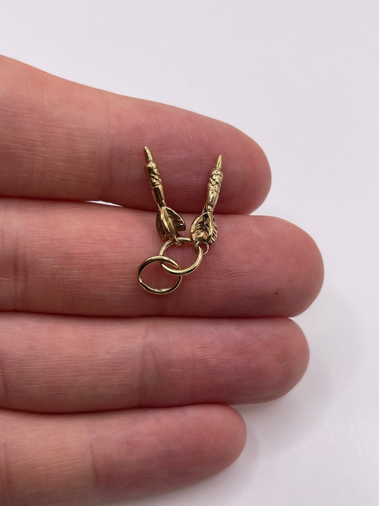 9ct gold dart charm