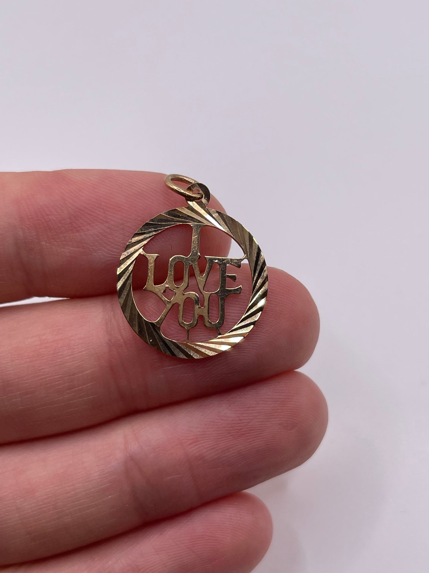 9ct gold I love you pendant
