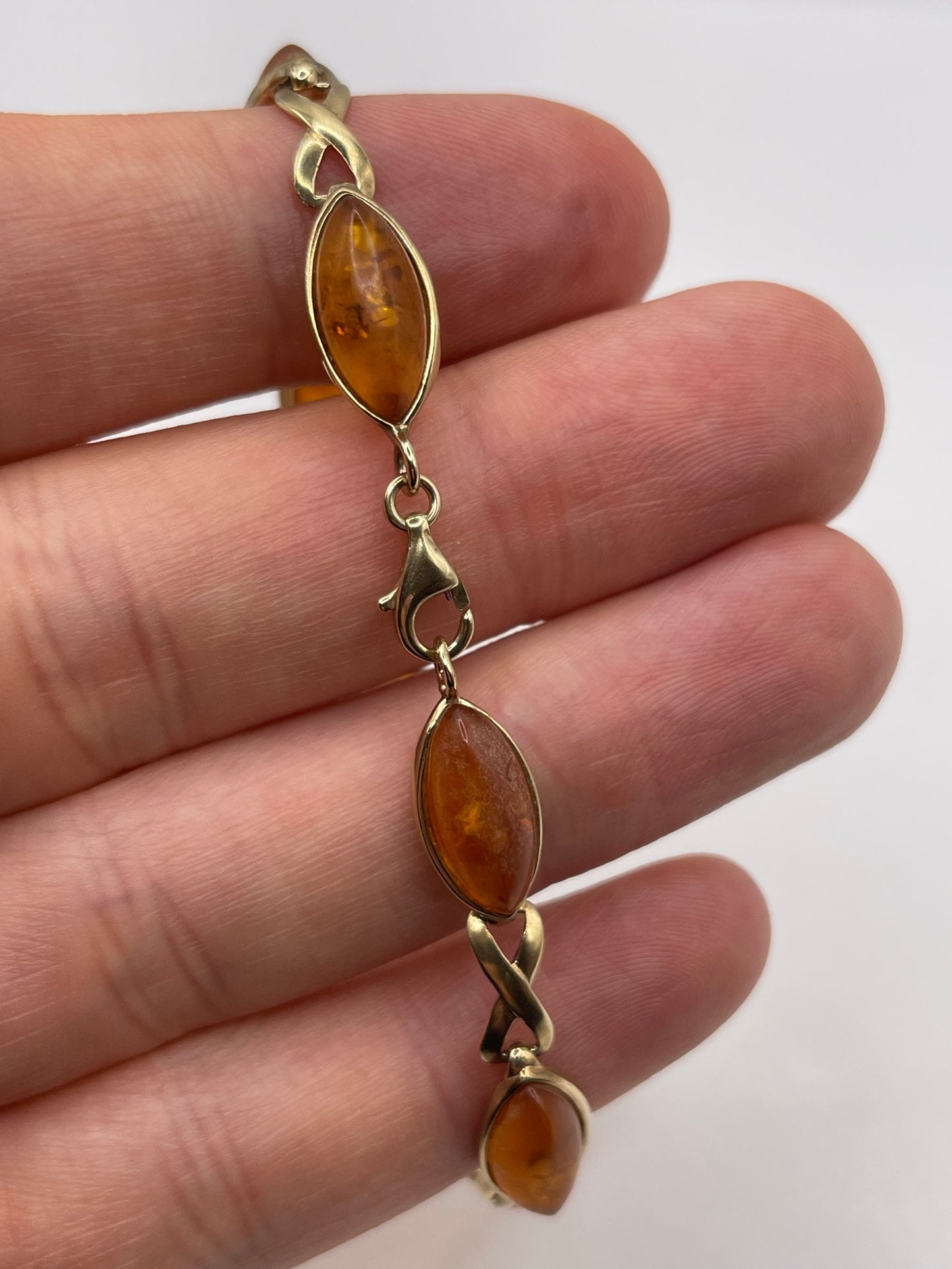 9ct gold amber bracelet
