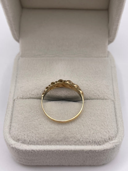 9ct gold croissant ring