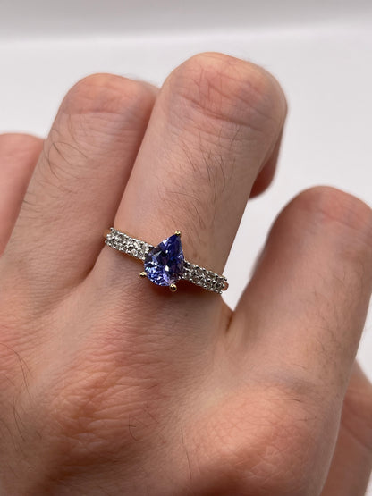 9ct gold tanzanite and zircon ring