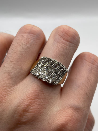 9ct gold diamond cluster ring