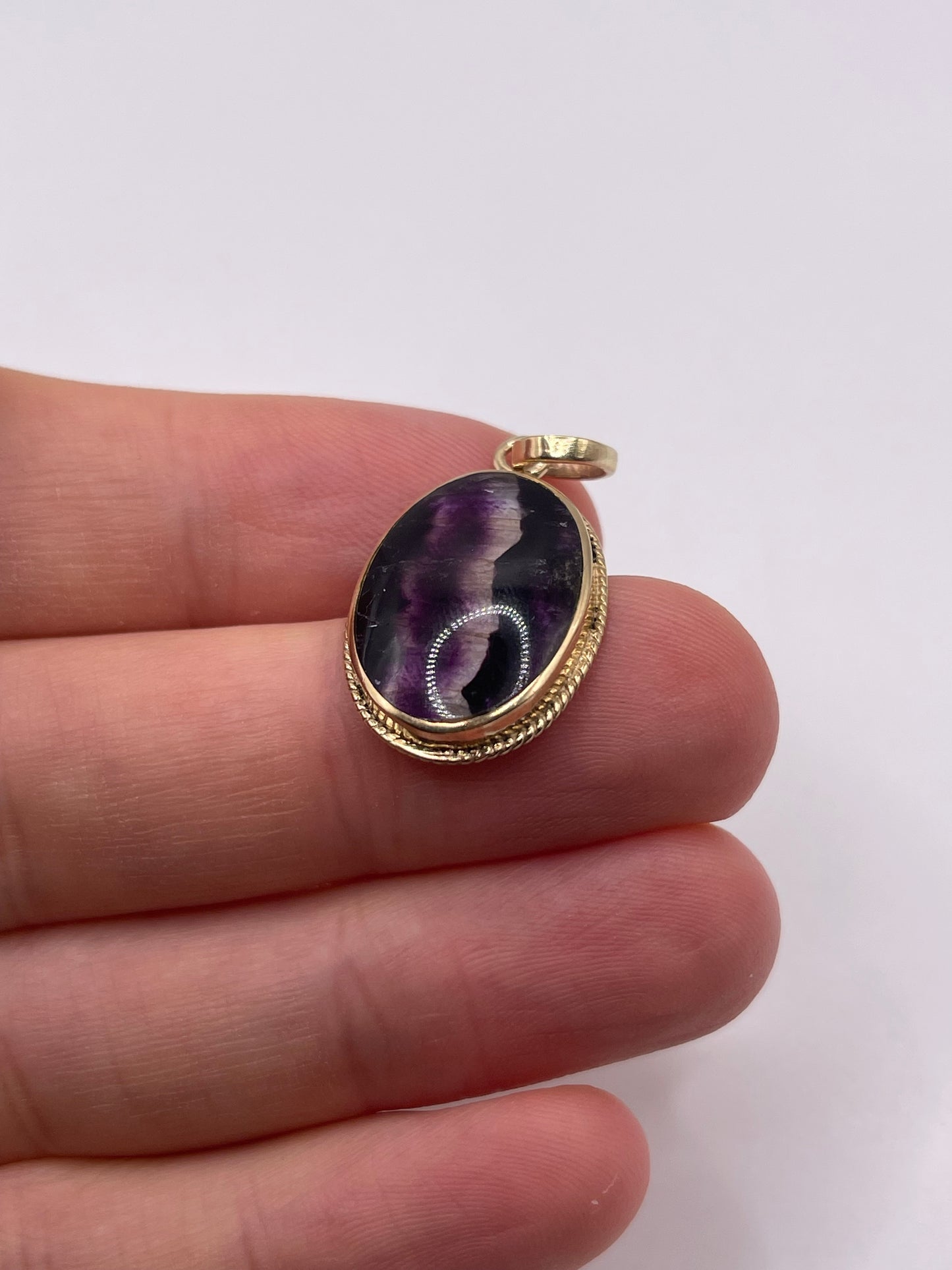 9ct gold blue John pendant