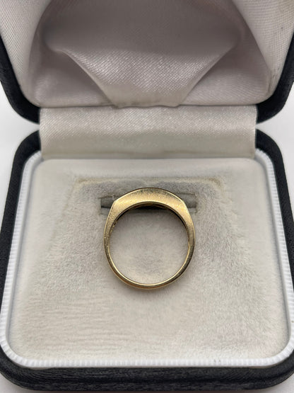 9ct gold blue topaz ring