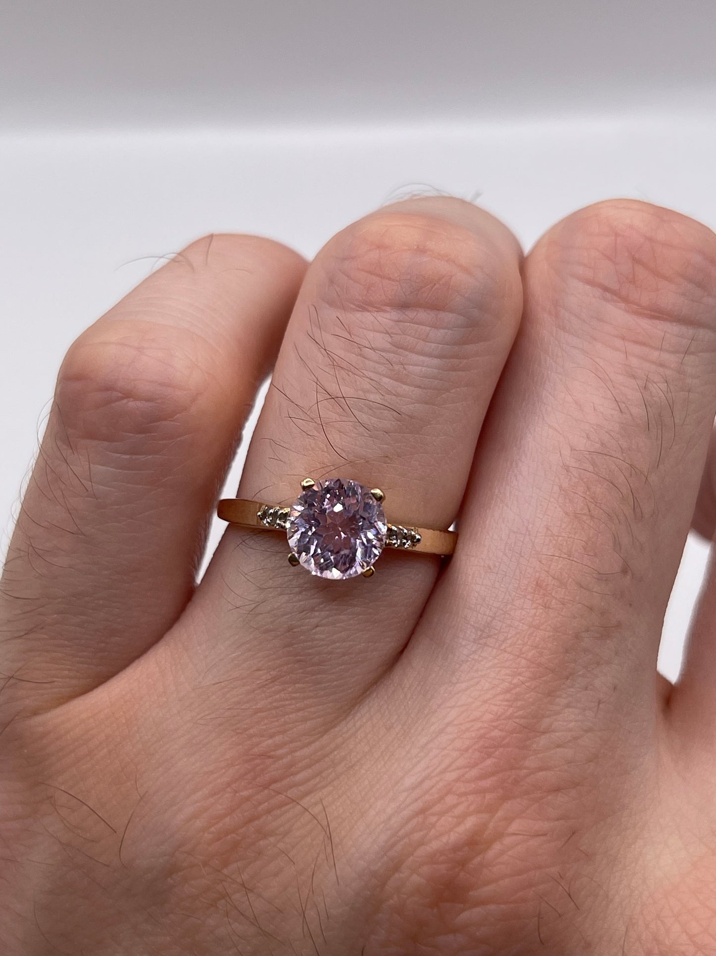 9ct gold kunzite and zircon ring