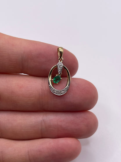 9ct gold emerald and diamond ring