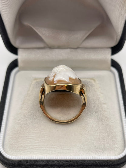 Antique 9ct gold cameo ring