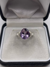 Load image into Gallery viewer, Silver amethyst ring
